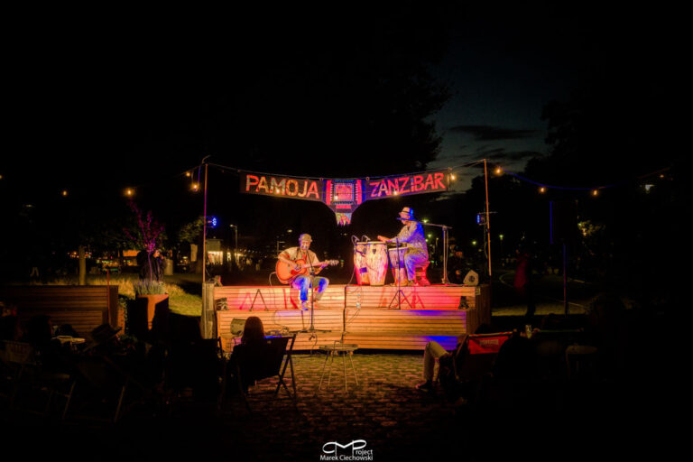 Pamoja 15
